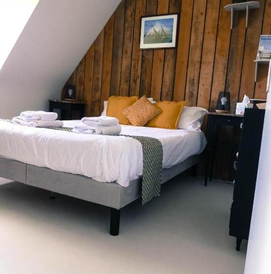 Standard room with outdoor bath, Le Clos Des Abers