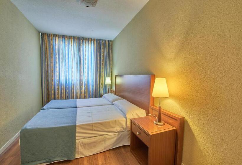 1 Bedroom Apartment with Terrace