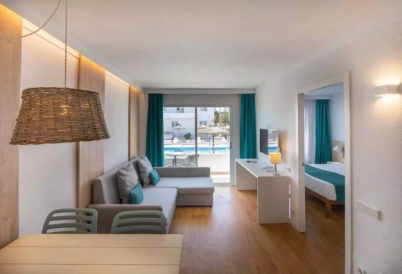 آپارتمان 1 خوابه با چشم‌انداز استخر, Cabot Hobby Club Apartments