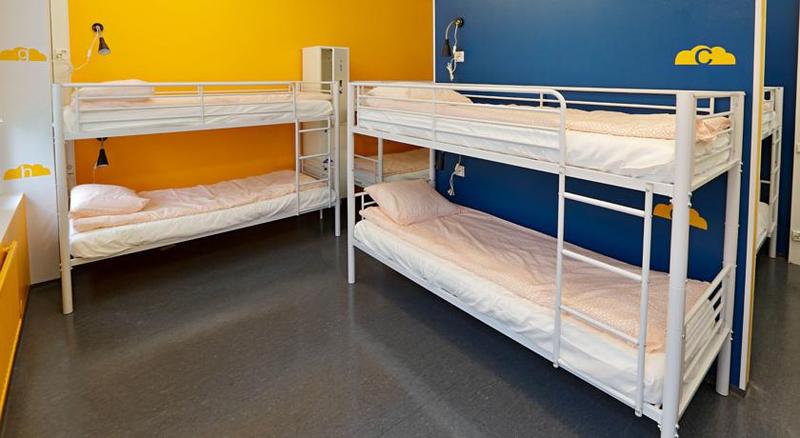 ジュニアスイート, Euro Moniz