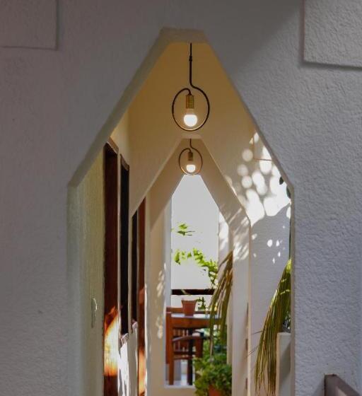 Apartament 1 Dormitori, Hulku