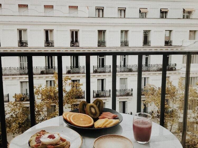 琮城市景观的豪华间, Icon Embassy