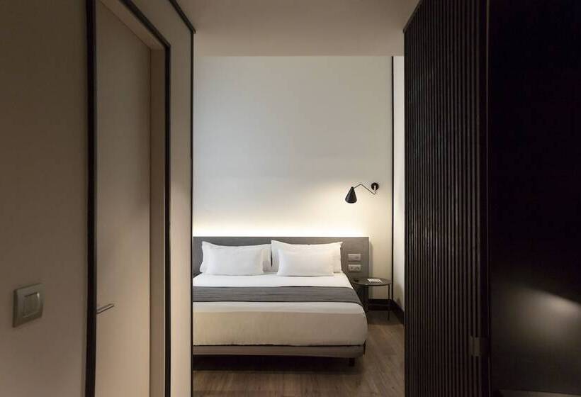 اتاق استاندارد یک نفره, Icon Embassy