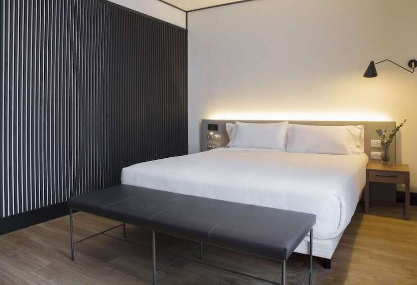 اتاق استاندارد یک نفره, Icon Embassy