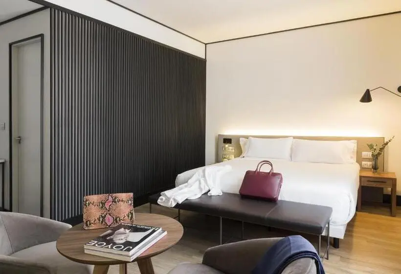 اتاق سوپریور, Icon Embassy