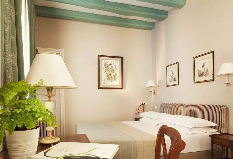 スタンダードシングルルーム, Le Relais Sainthonore