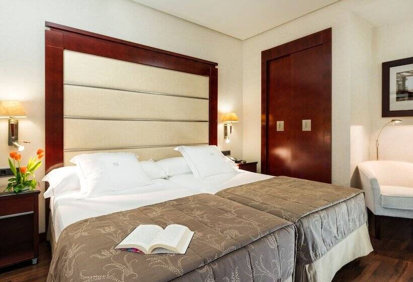 اتاق استاندارد, Valencia Center