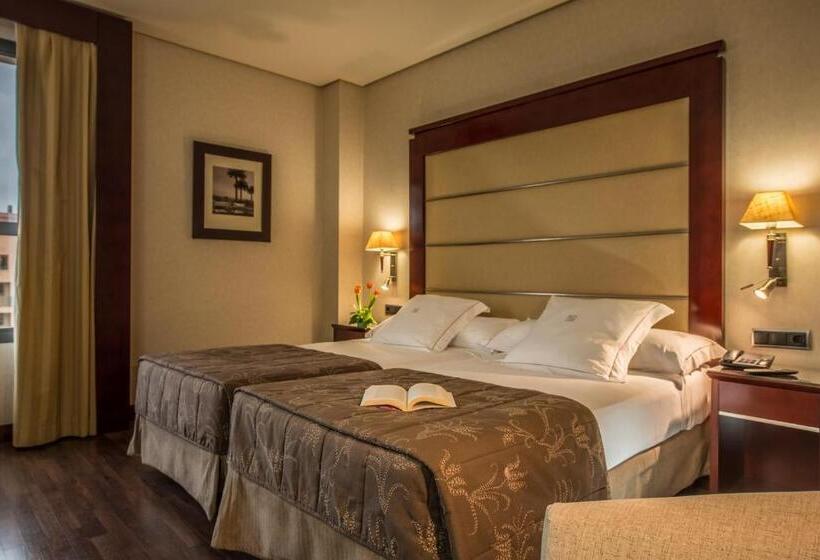 اتاق استاندارد, Valencia Center