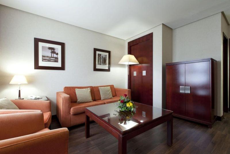 اتاق استاندارد, Valencia Center