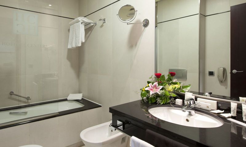 سوییت جونیور, Valencia Center