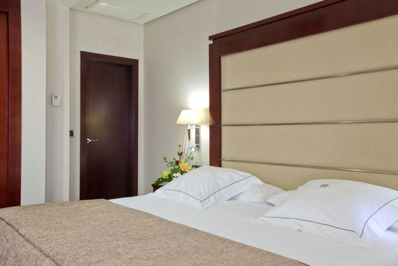 سوییت جونیور, Valencia Center