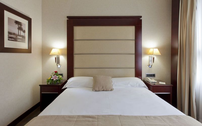 اتاق استاندارد, Valencia Center