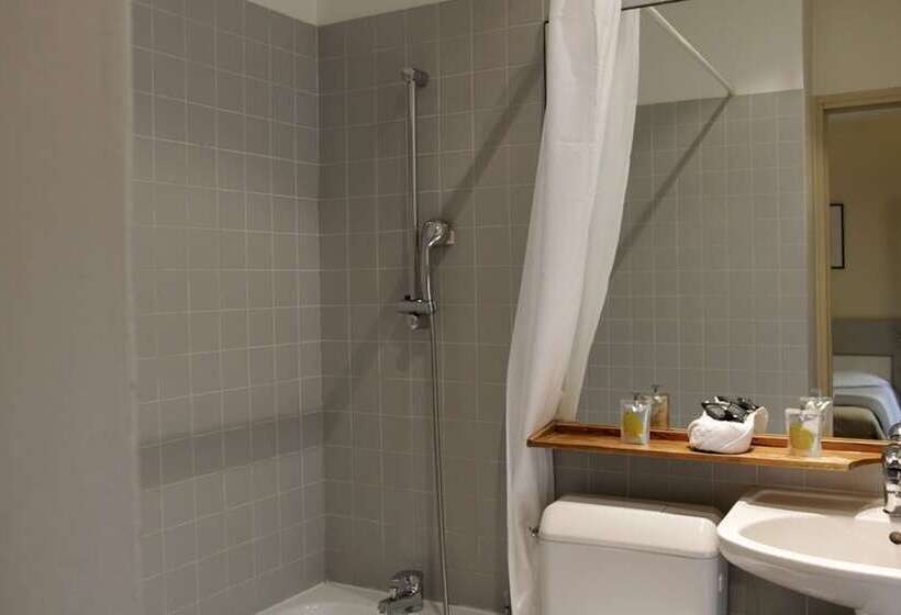 Standard-studio, La Bastide Du Roy Rene