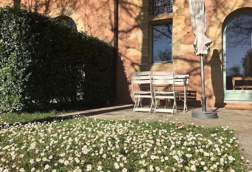 Standard-studio Terassi, La Bastide Du Roy Rene