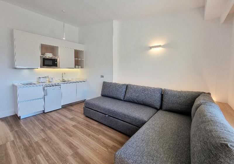 带1个卧室的公寓, Laguna Park 1