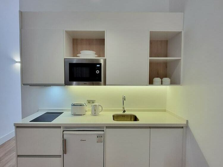 带1个卧室带泳池的公寓, Laguna Park 1