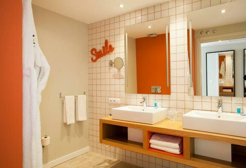 Люкс Повышенной Комфортности, Vanilla Garden Boutique Hotel   Adults Only