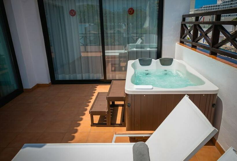 Люкс Повышенной Комфортности, Vanilla Garden Boutique Hotel   Adults Only