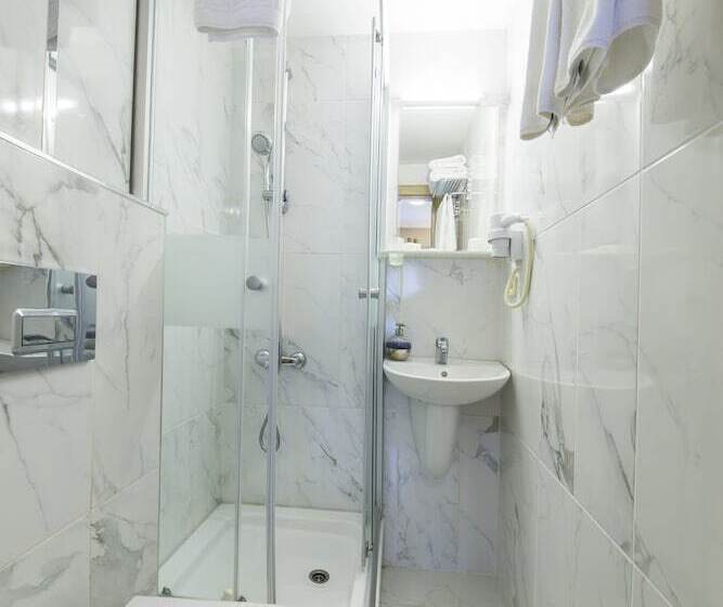 Номер Стандарт, Naz Wooden House Inn