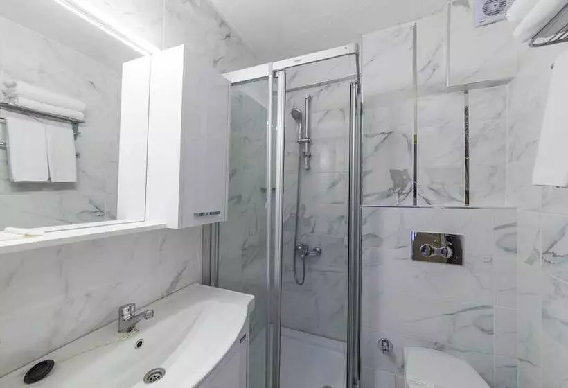 اتاق استاندارد, Naz Wooden House Inn