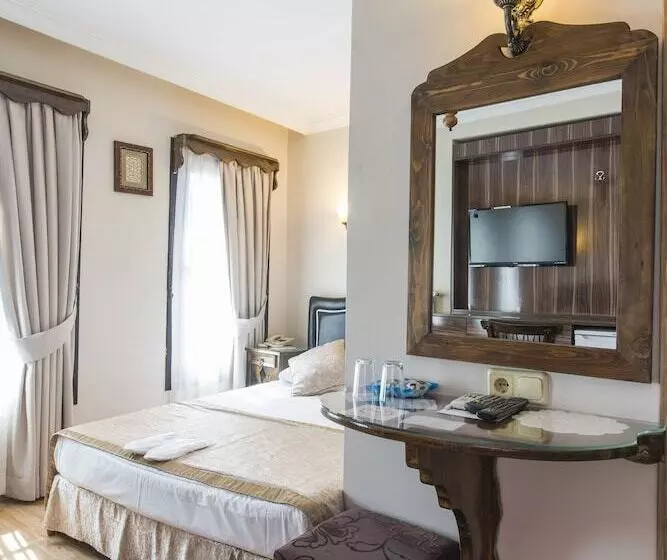 اتاق لوکس با چشم‌انداز دریا, Naz Wooden House Inn