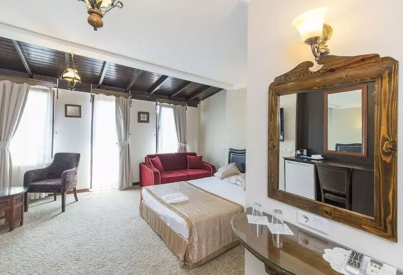 اتاق لوکس با چشم‌انداز دریا, Naz Wooden House Inn