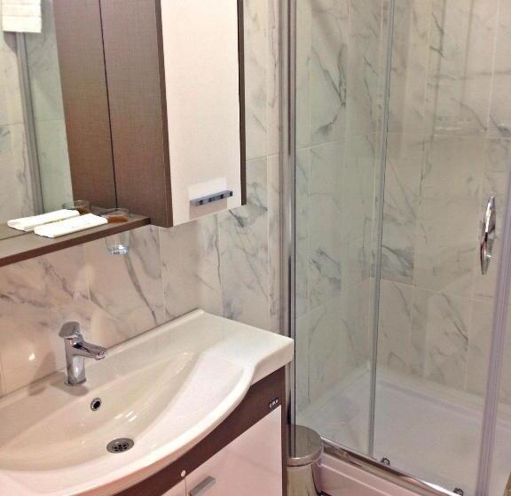 Номер Стандарт, Naz Wooden House Inn