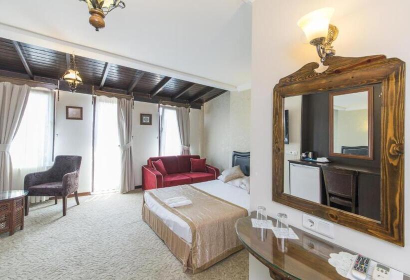 Номер Deluxe с Балконом, Naz Wooden House Inn