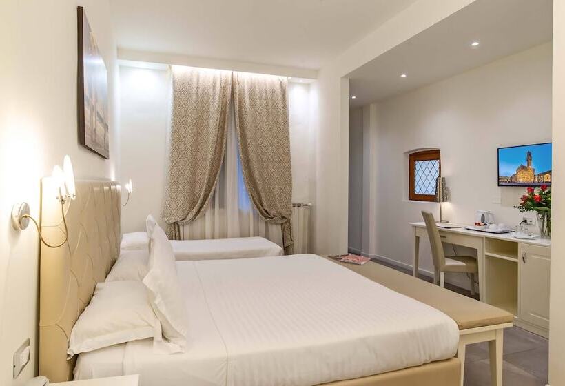 Quarto Triplo Standart, Accademia