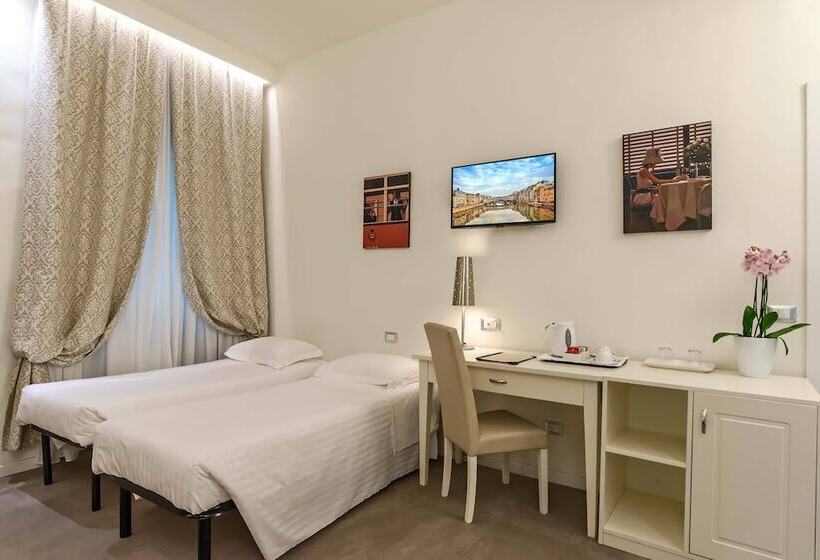 Quarto Quádruplo Standard, Accademia