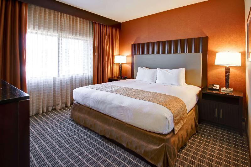 Quarto Quádruplo Standard, Accademia