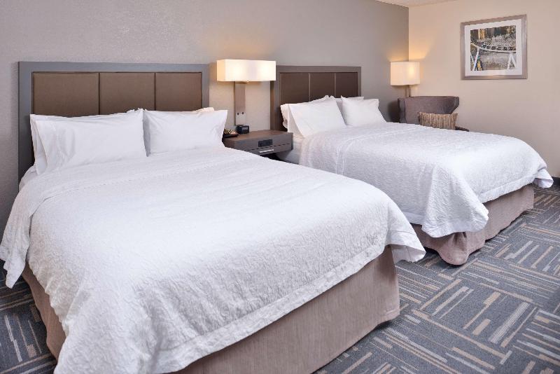 Quarto standard, Accademia