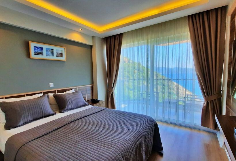 غرفة قياسية مطلّة علي البحر, Aquarius