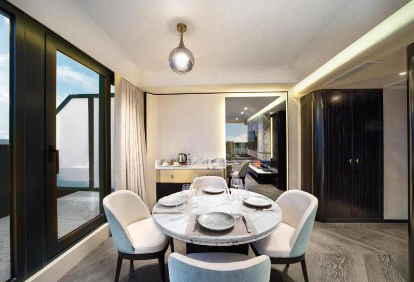 발코니가 있는 스위트, Bentley Hotel Bosphorus   Special Class