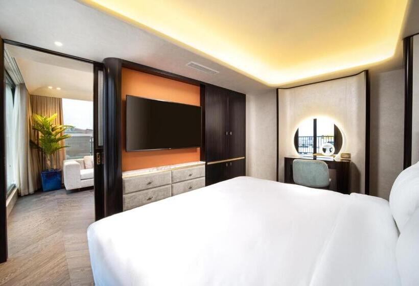 발코니가 있는 스위트, Bentley Hotel Bosphorus   Special Class