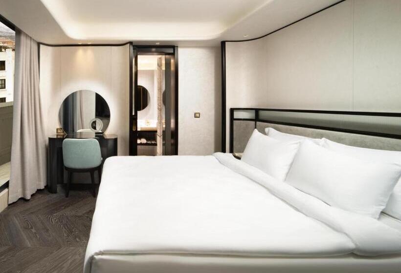 バルコニー付スイート, Bentley Hotel Bosphorus   Special Class