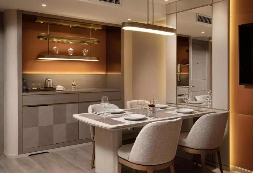 スイート（家族用）, Bentley Hotel Bosphorus   Special Class