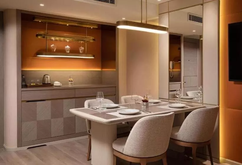 スイート（家族用）, Bentley Hotel Bosphorus   Special Class