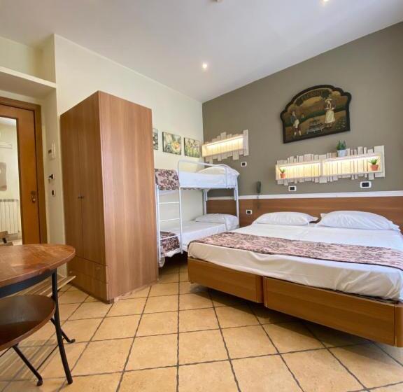 اتاق استاندارد چهار تخته, Europeo Napoli