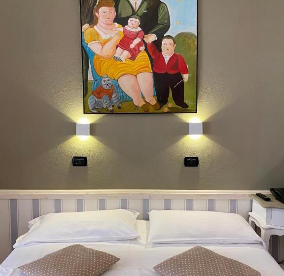 اتاق استاندارد چهار تخته, Europeo Napoli