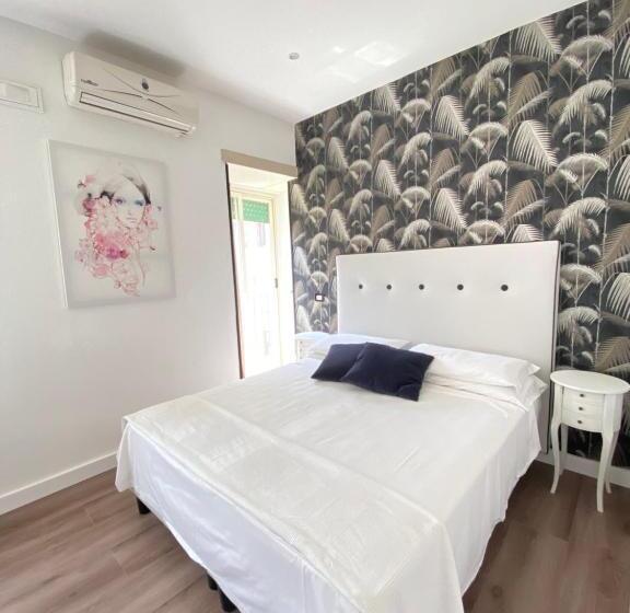 اتاق سوپریور, Europeo Napoli