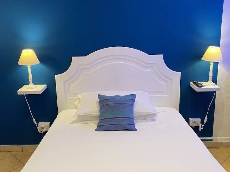 اتاق استاندارد یک نفره, Europeo Napoli