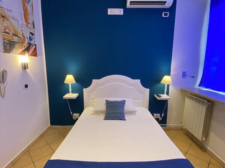 اتاق استاندارد یک نفره, Europeo Napoli