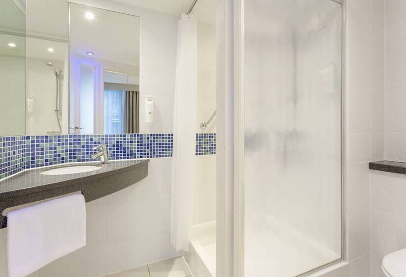 חדר סטנדרט, Holiday Inn Express Edinburgh City Centre, An Ihg