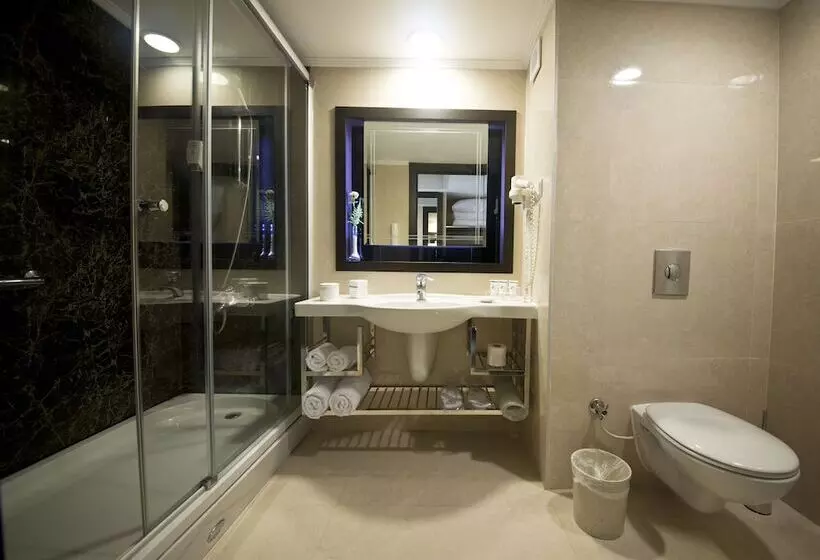 اتاق خانوادگی, Limak Atlantis Deluxe Hotel Belek