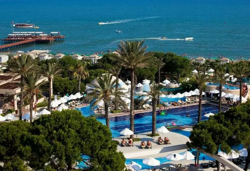 اتاق خانوادگی, Limak Atlantis Deluxe Hotel Belek