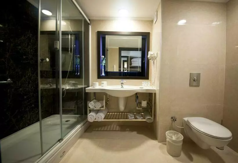 اتاق لوکس, Limak Atlantis Deluxe Hotel Belek