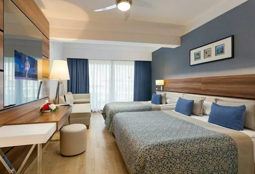 اتاق لوکس, Limak Atlantis Deluxe Hotel Belek