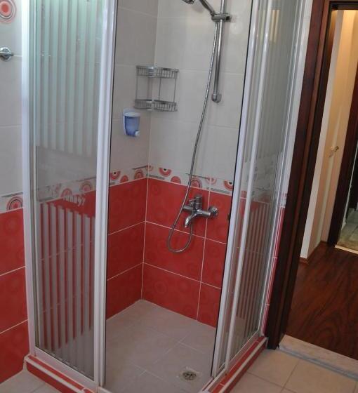 Camera Standard Individuale, Lunay