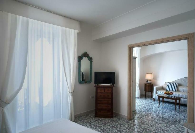 带大床的高级房间, Montemare